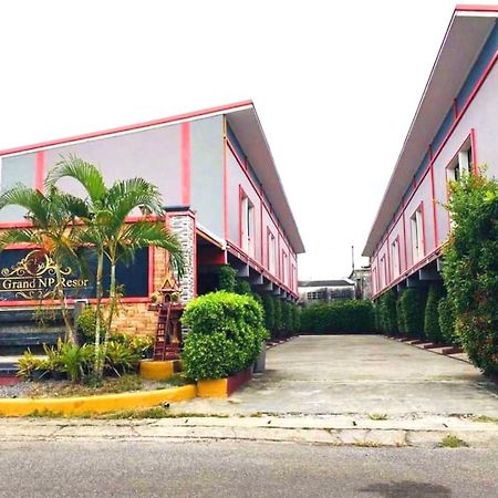 The Grand Np Resort Hat Yai Bagian luar foto