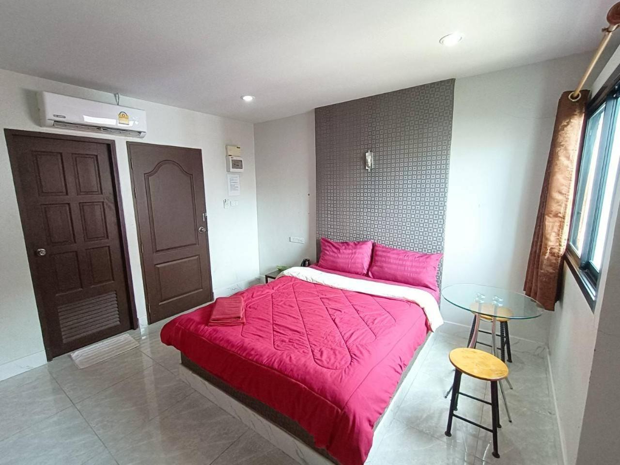 The Grand Np Resort Hat Yai Bagian luar foto